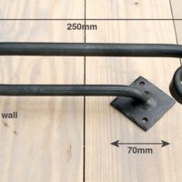 Curl Tie Back Dim