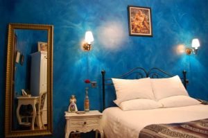 London Boutique - Metal Beds