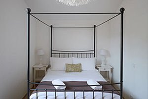 French Gites - Metal Beds
