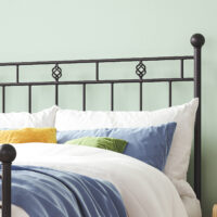 victorian-iron-bed_roomset-detail